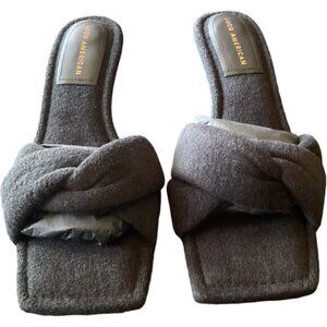 Good American Style FA353T-X Black Terry 001 Size 9 with Dust Bag New in Box